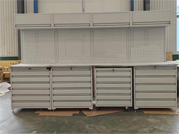 CYJY Company's grey tool cabinet has been successfully shipped