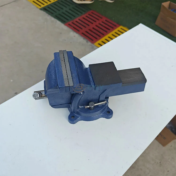 Sturdy Bench Vise